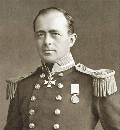 Picture Of Robert Falcon Scott English Explorer